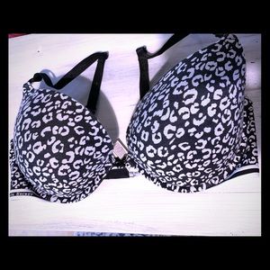 Victoria’s Secret bra